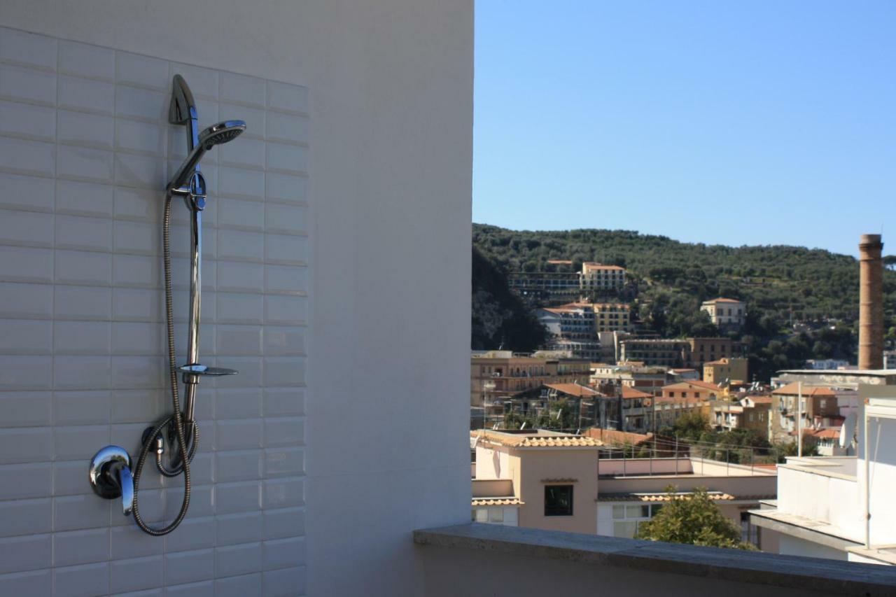 Casa Bice Amazing View Of Vesuvius Apartment Sorrento Bagian luar foto